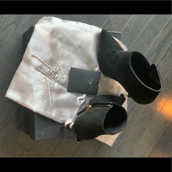 Giuseppe Zanotti Black Suede Ankle Boots EU 37 - Picture 2 of 10